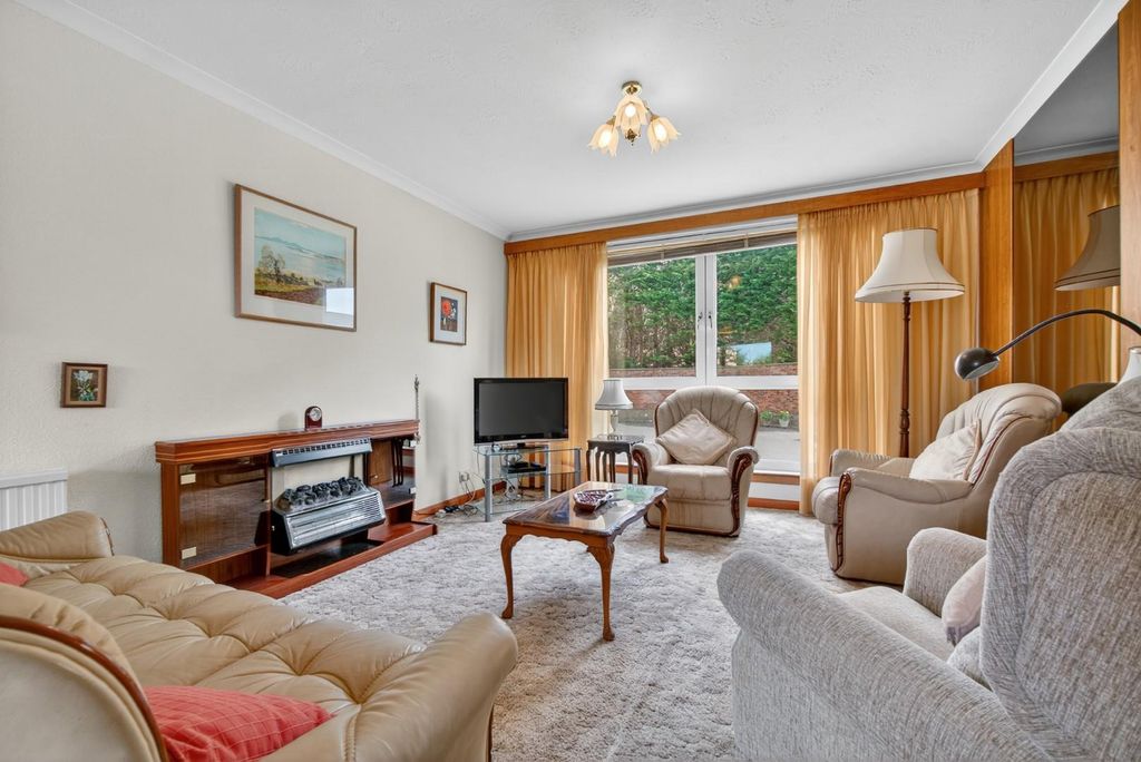 Property photo 2 of 29 2 Fernside, Brisbane Street, Largs _07.Jpg