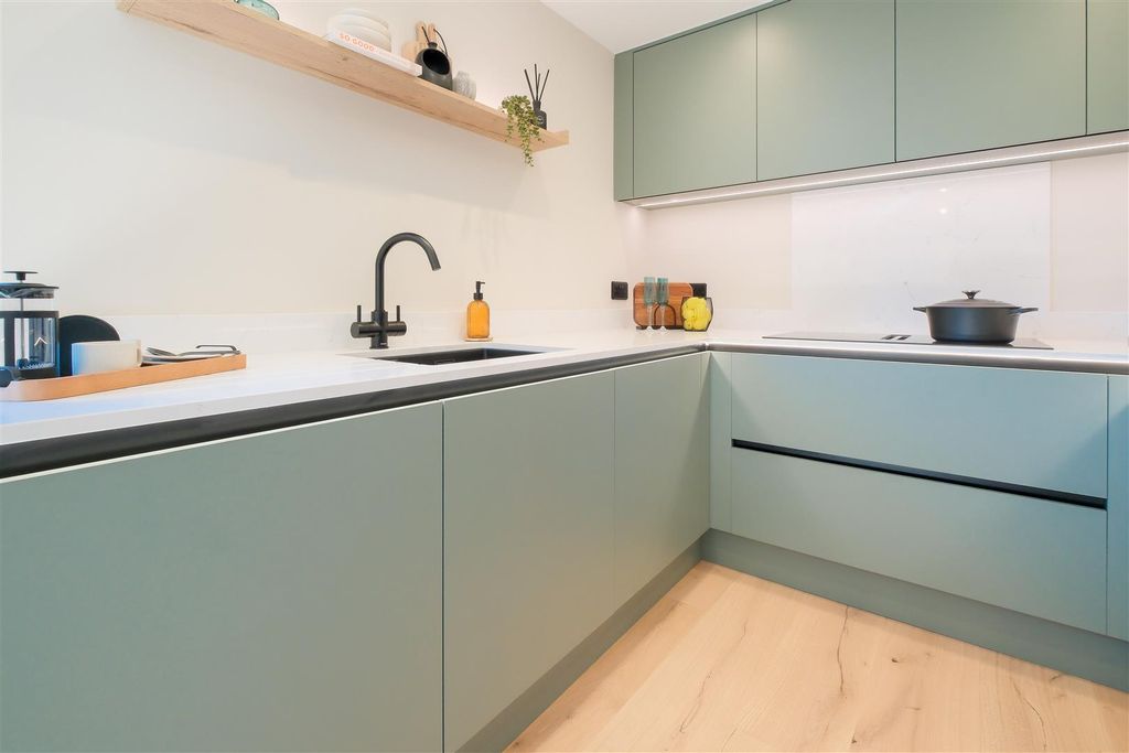 Property photo 2 of 6 Parry Willow Herb Pengover-7.Jpg