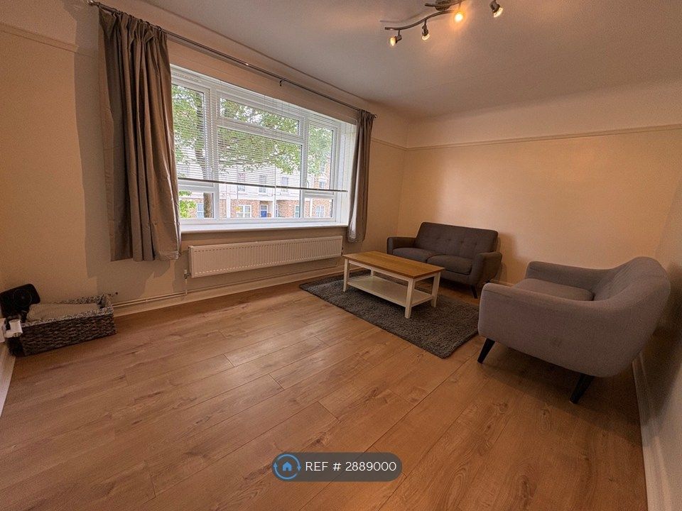 Property photo 1 of 9 Living Room