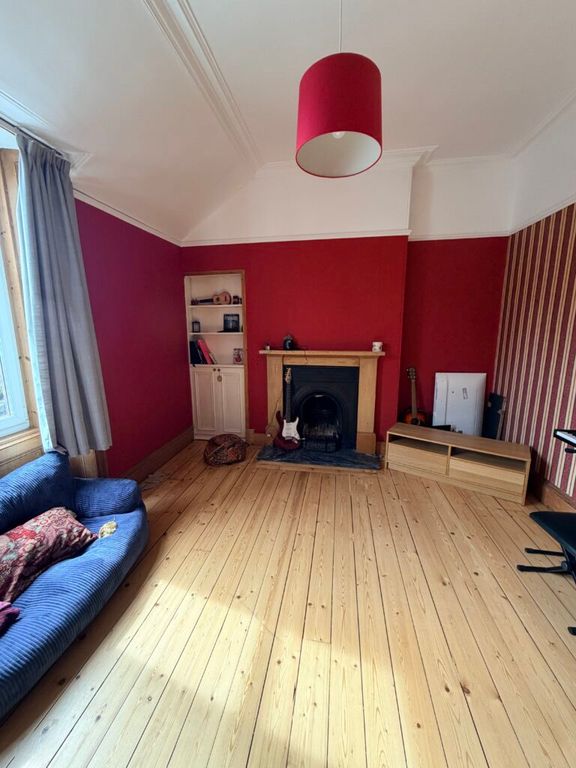 Property photo 3 of 13
