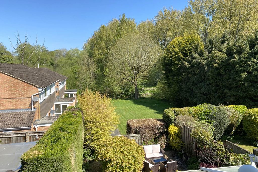 Property photo 2 of 16