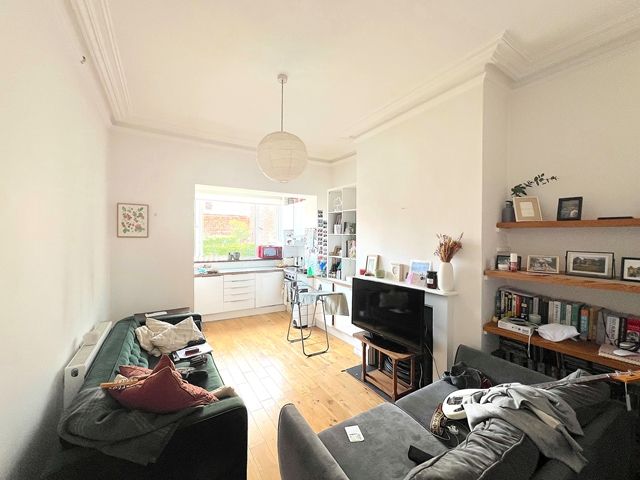 Property photo 2 of 9