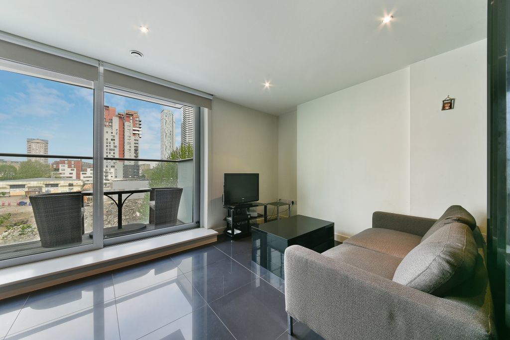 Property photo 1 of 11 Living Area