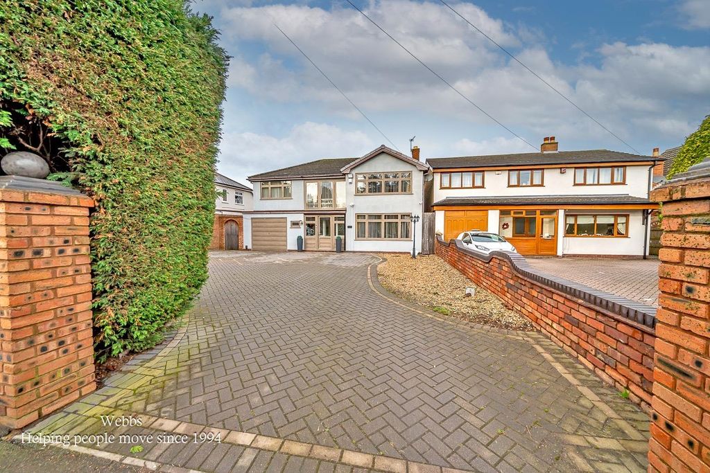 Property photo 1 of 44 2E934E84-1F8B-49Cf-8B3E-Cbfc6373E5c7 (1).Jpg