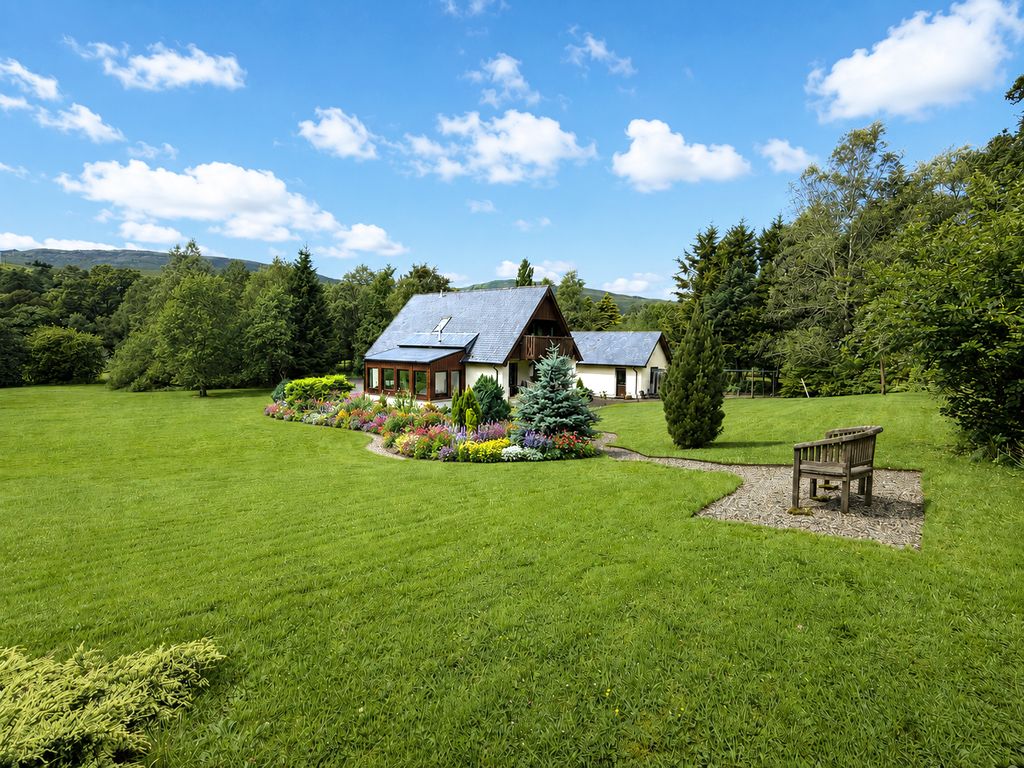 Property photo 1 of 66