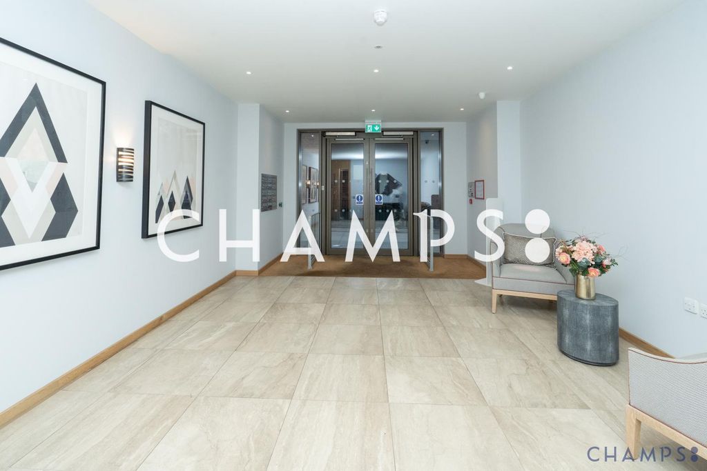 Property photo 2 of 12 Gallery