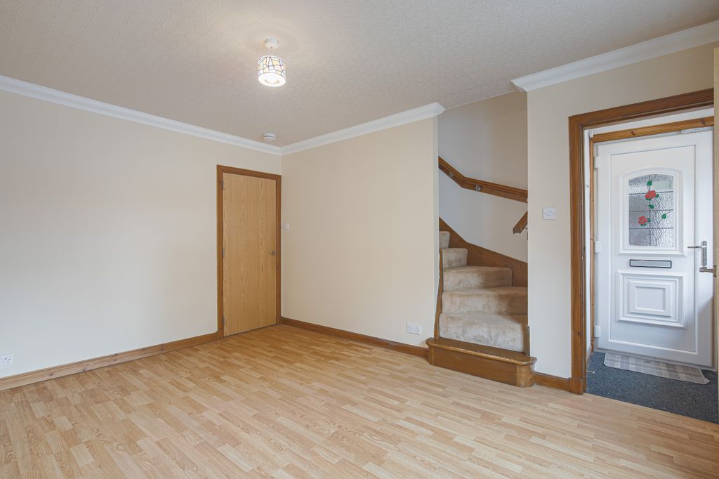 Property photo 2 of 14 Living1
