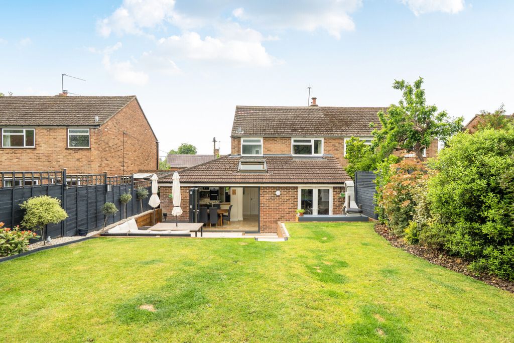 Property photo 2 of 20 Picture No. 28
