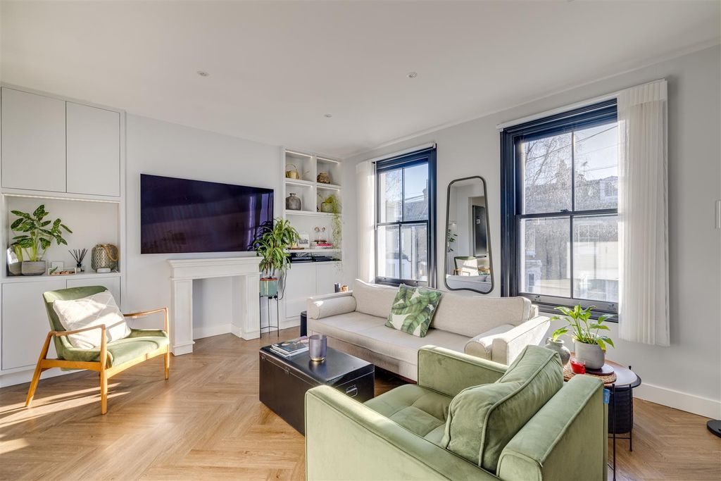 Property photo 2 of 11 Archel Road 16 Tff-4.Jpg