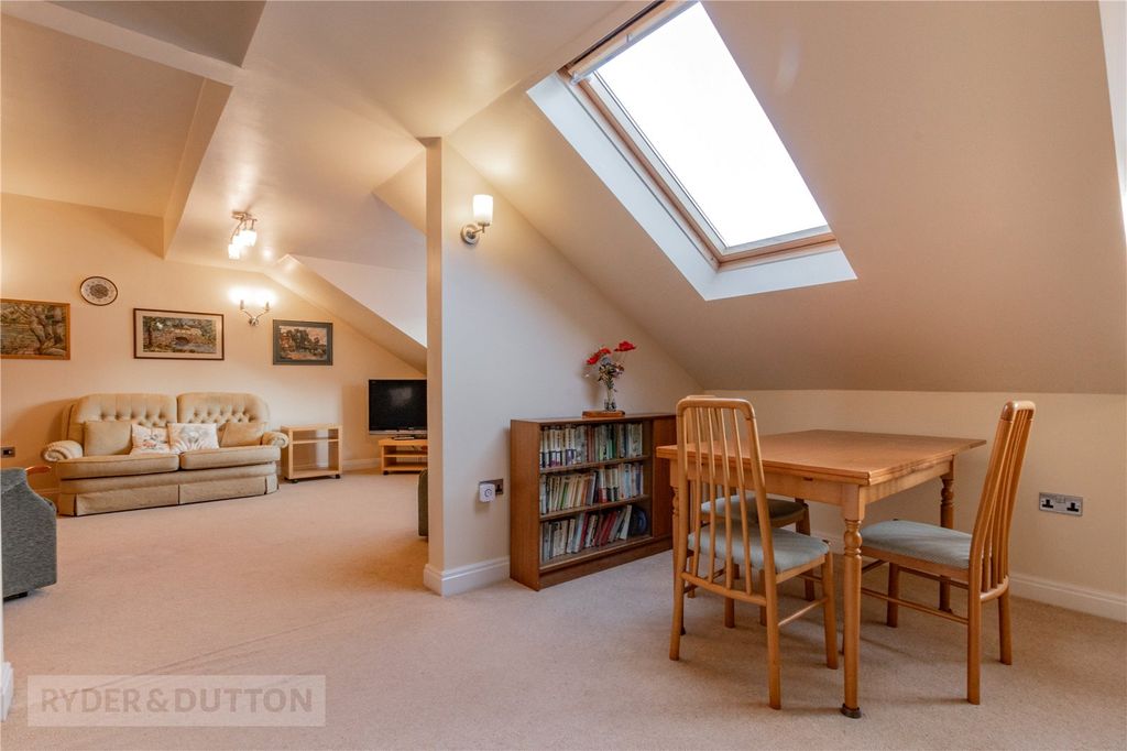 Additional image 14 of 2 bed flat for saleHuddersfield Road, Thongsbridge, Holmfirth, West Yorkshire HD9