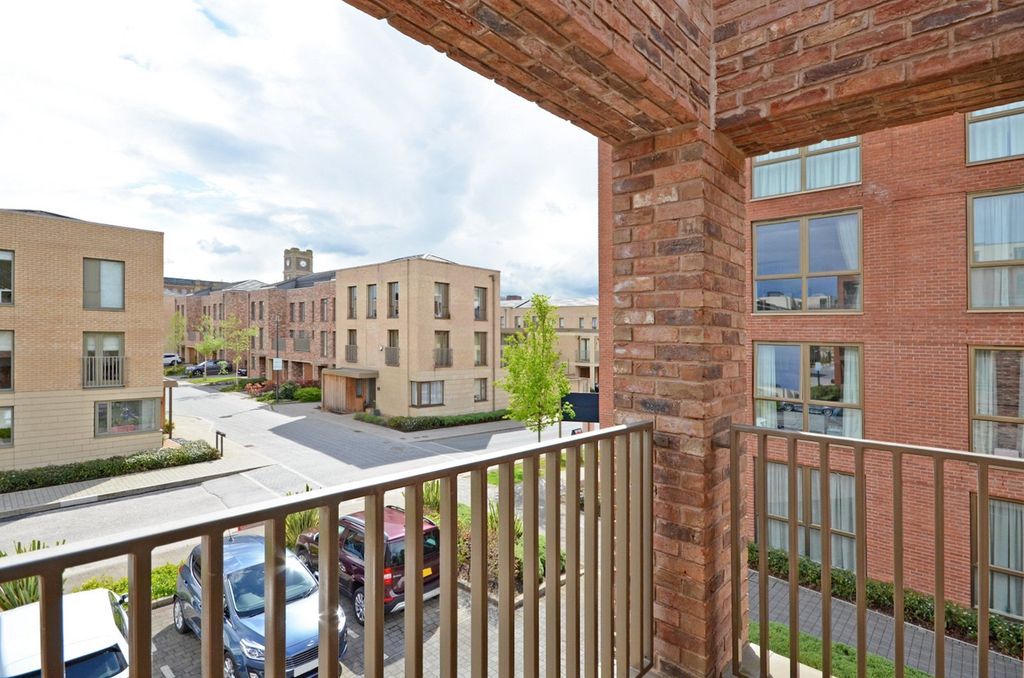 Property photo 2 of 9 Picture 2