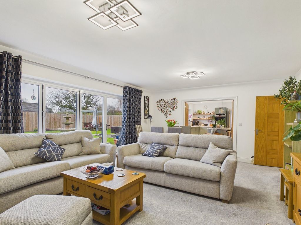 Property photo 3 of 26