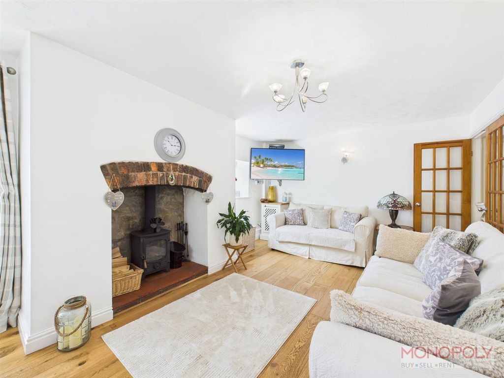 Property photo 2 of 36 Cam04439G0-Pr0153-Still011.Jpg