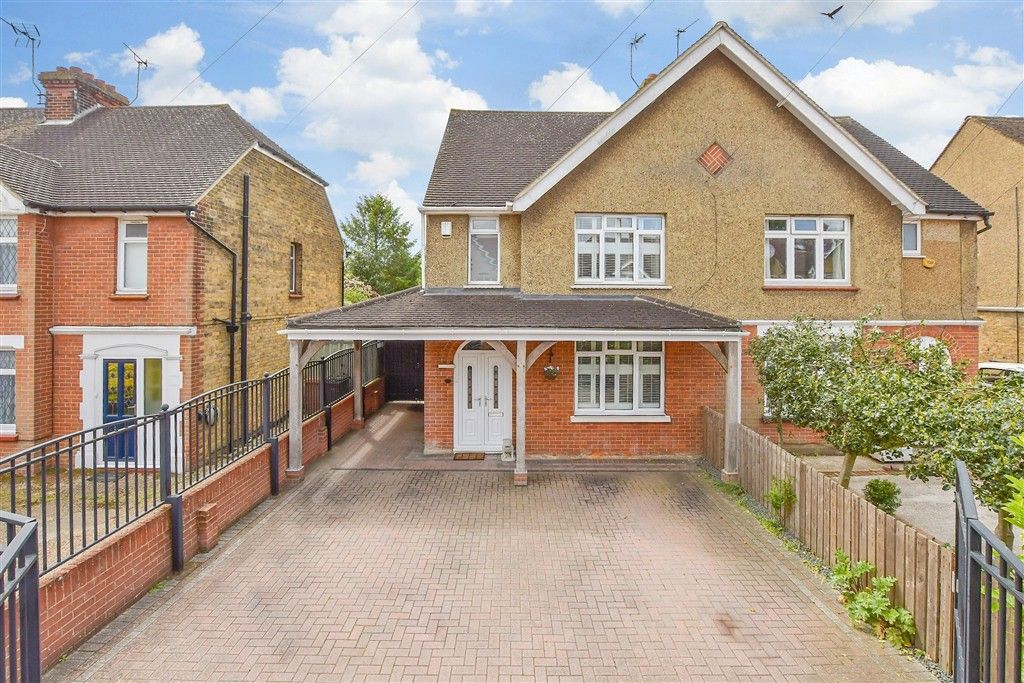 Property photo 1 of 15 External (Web)