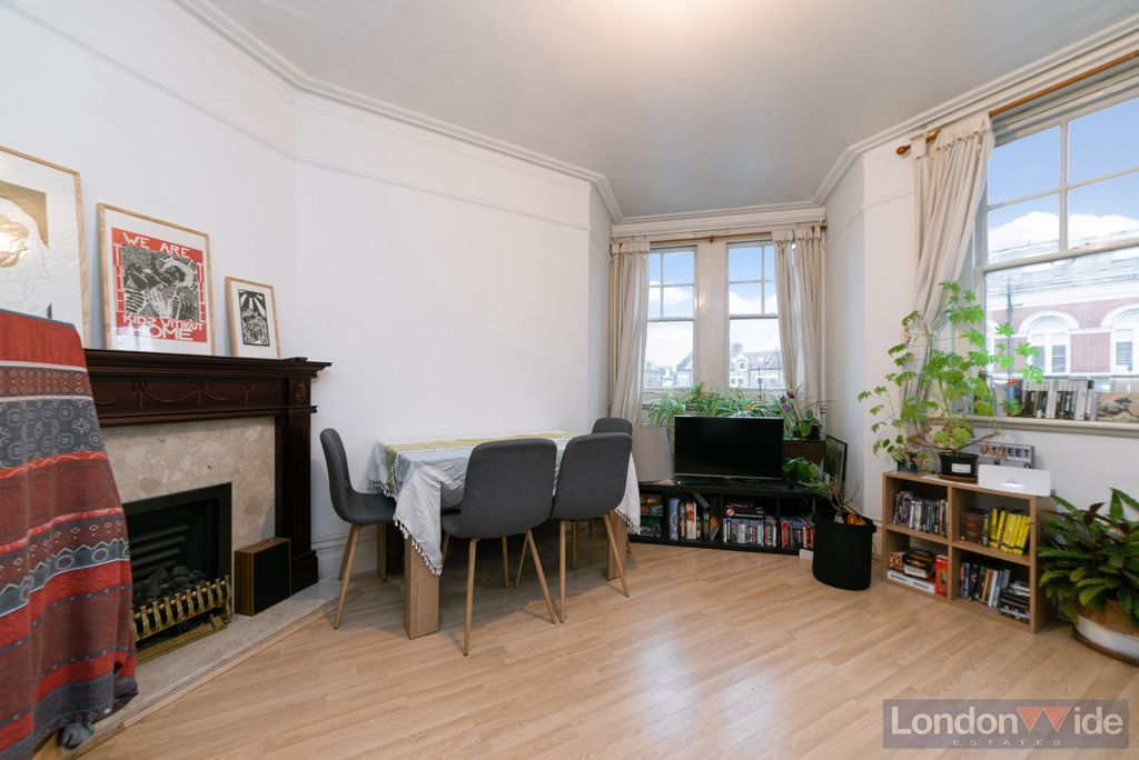 Property photo 2 of 12 Photo 25