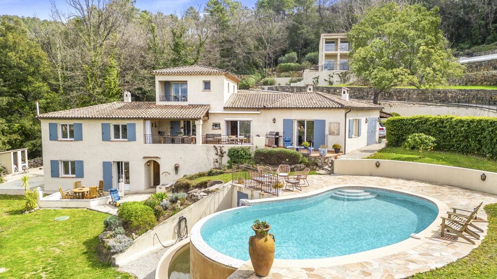 Property photo 1 of 33