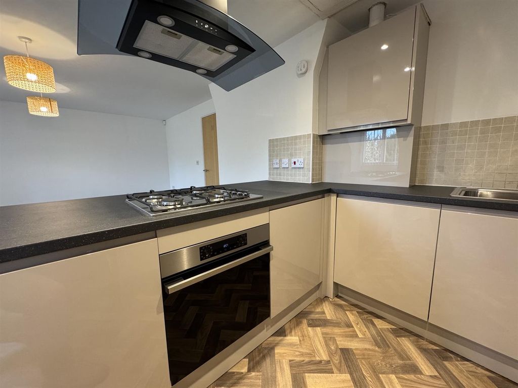 Property photo 1 of 13 Kitchen