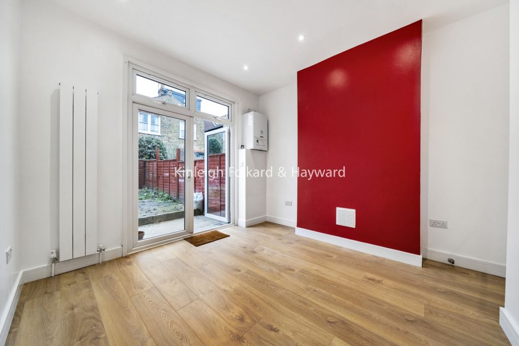 Property photo 2 of 7 621Be827-cd96-4Ae5-8
