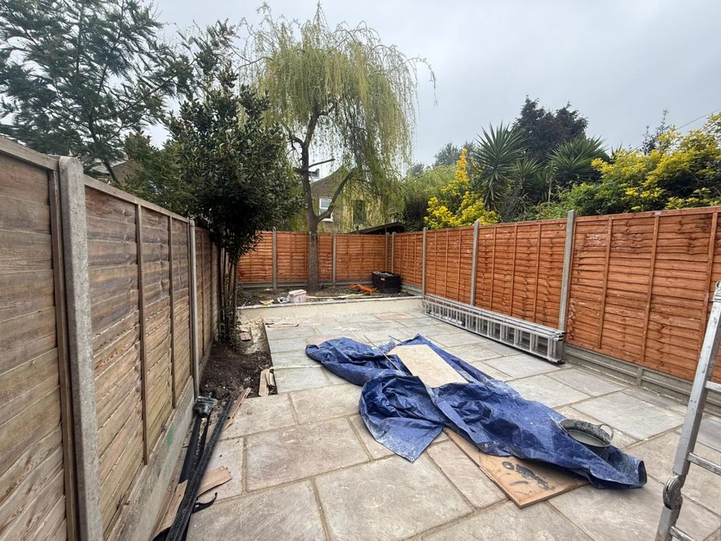 Property photo 2 of 4