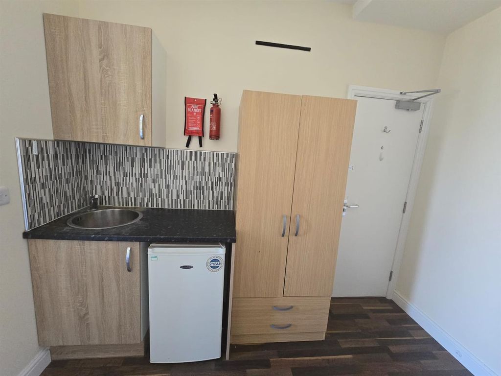 Property photo 3 of 6 l6Mcnoydkuwkk_Kh-Yjilg.Jpg