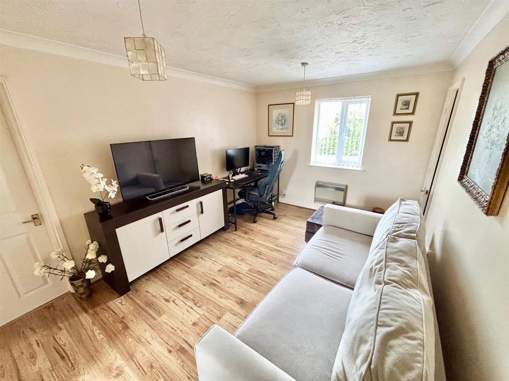 Property photo 2 of 9 1.Jpg