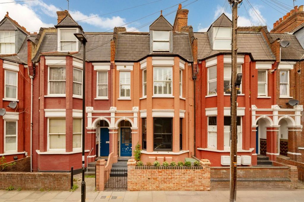 Property photo 1 of 6