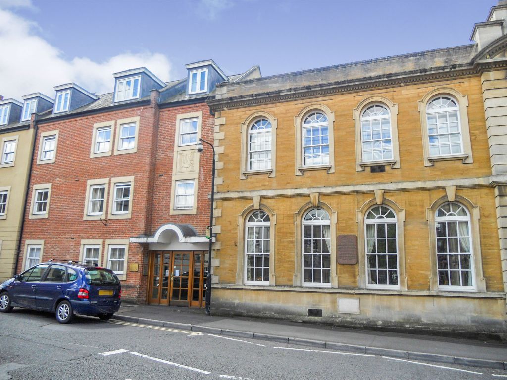 1 bed flat for sale Yeovil
