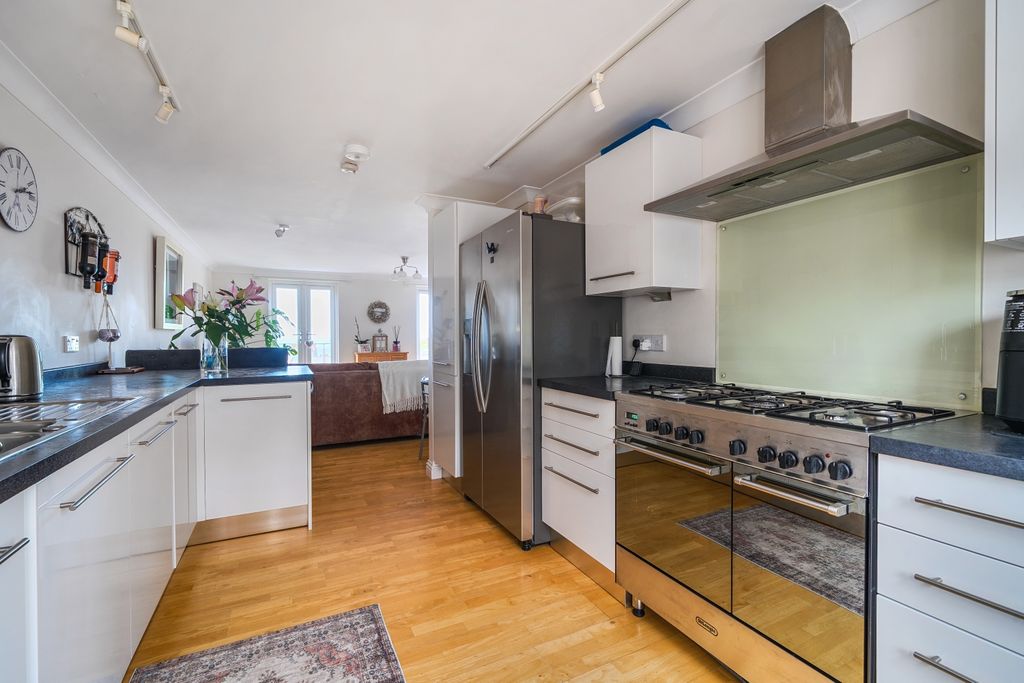 Property photo 2 of 24 1470203-10-6A282Cac53B89