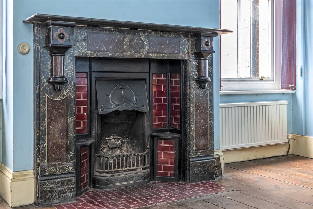 Additional image 6 of 7 bed semi-detached house for saleKing Henrys Road, Lewes BN7