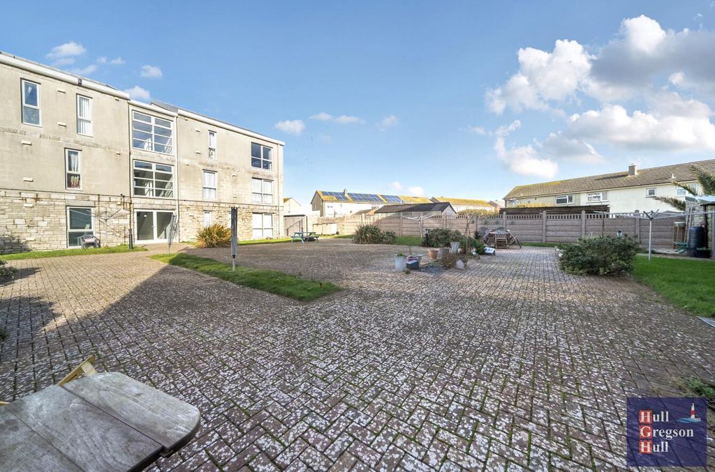 Additional image 16 of 2 bed flat for saleGrangecroft Road, Portland DT5