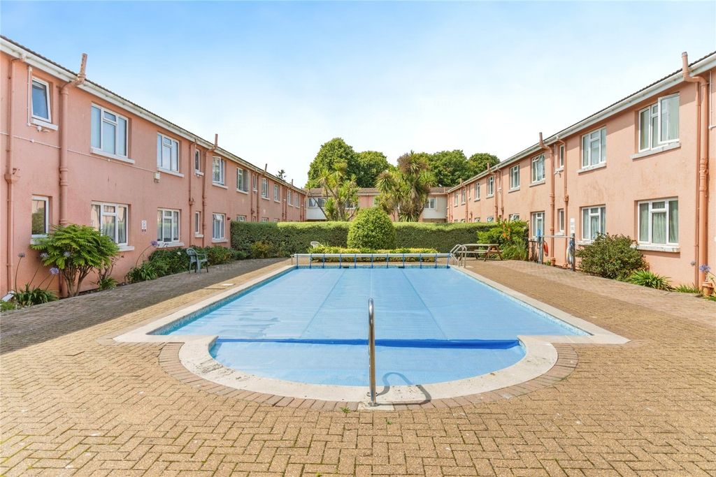 Property photo 1 of 17 Picture No. 19