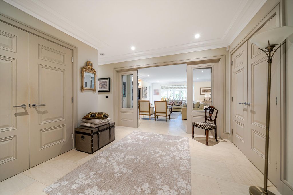 Property photo 2 of 10 Image