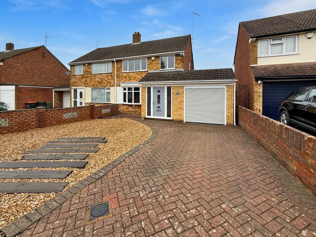 Property photo 1 of 16 4813381