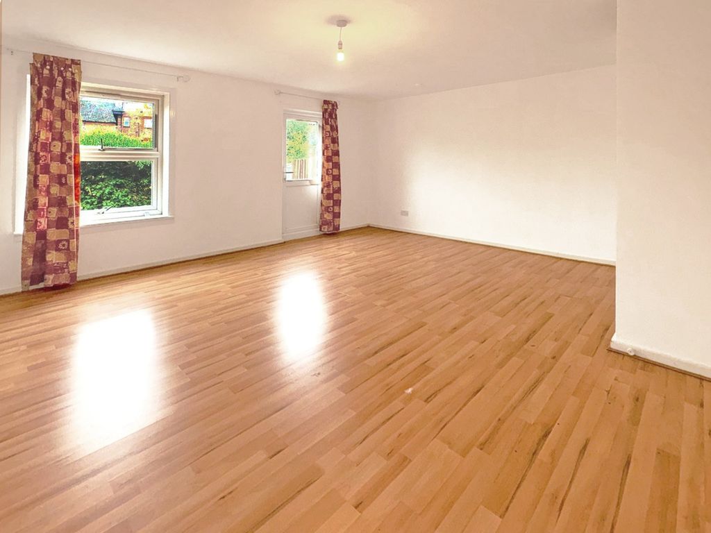 Property photo 2 of 7 5059323