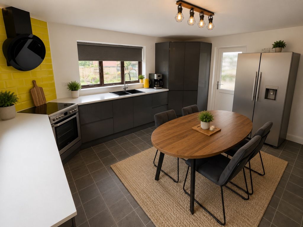 Property photo 3 of 11 5298654