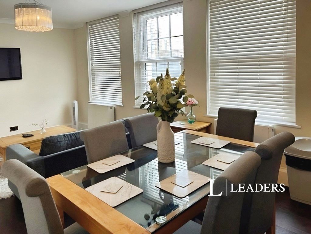 Property photo 2 of 13 Pbox-Img.Jpg