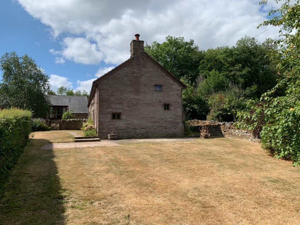 Property photo 2 of 13