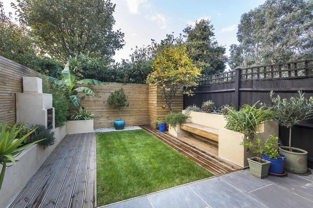 Property photo 3 of 11