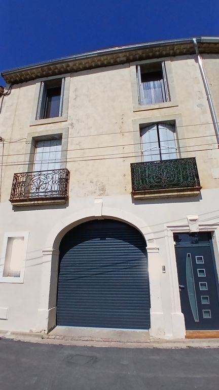 Property photo 2 of 24