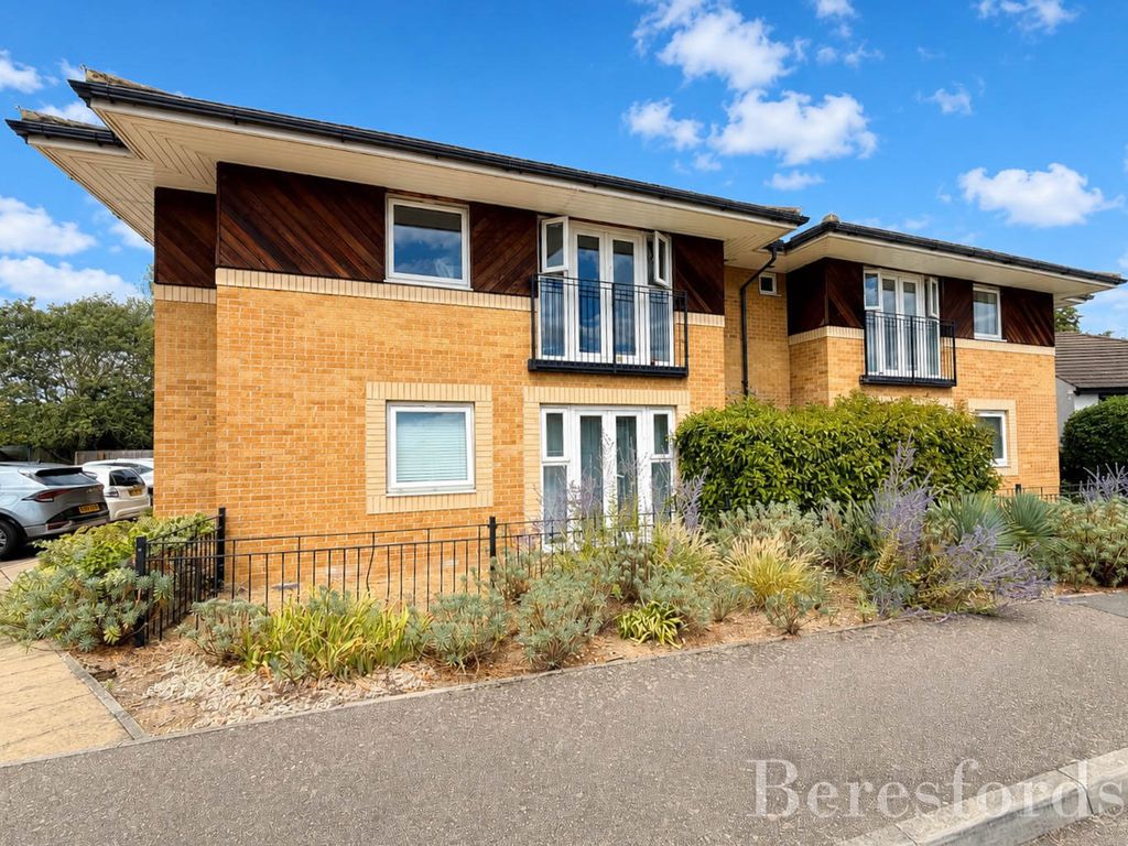 Property photo 1 of 16 Picture No. 02