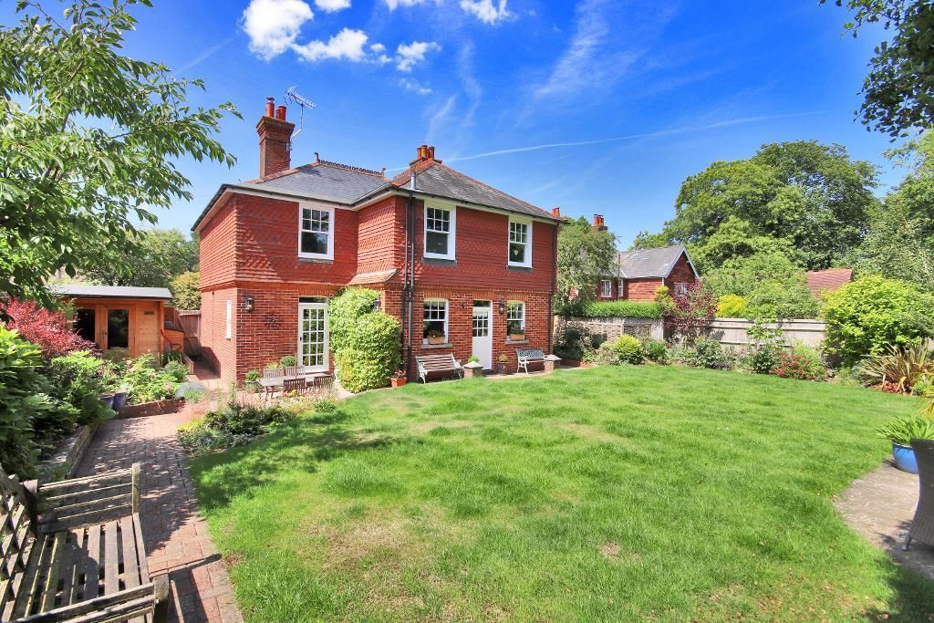 Property photo 1 of 19