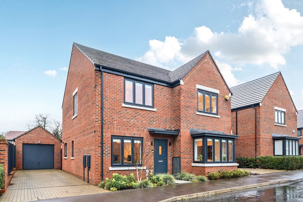 Property photo 1 of 36 Picture No. 03