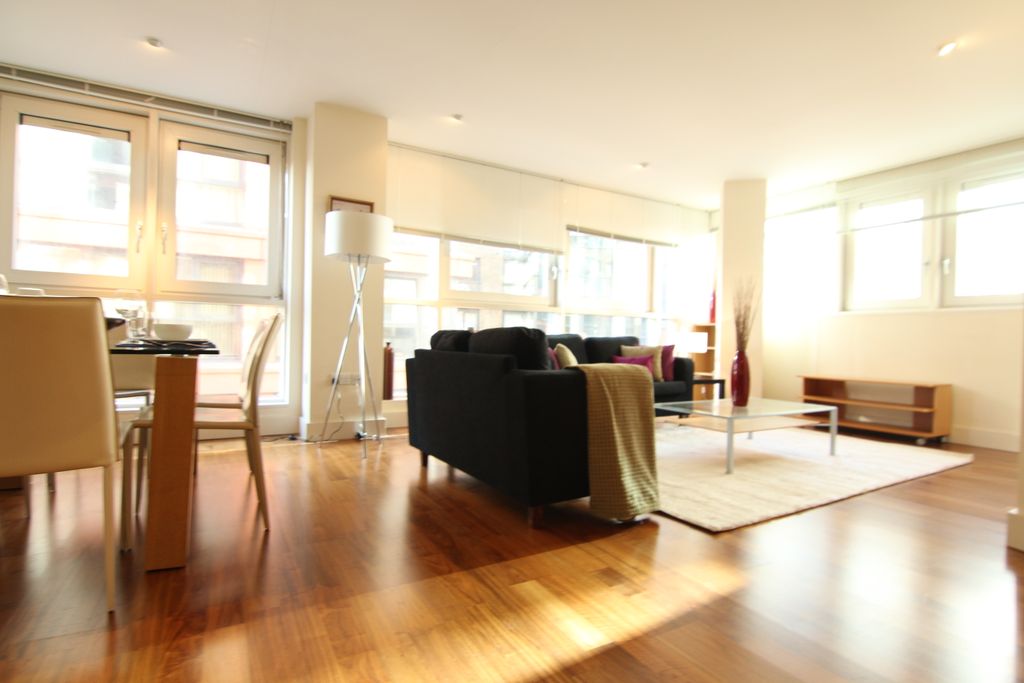 Property photo 3 of 9 Living Room