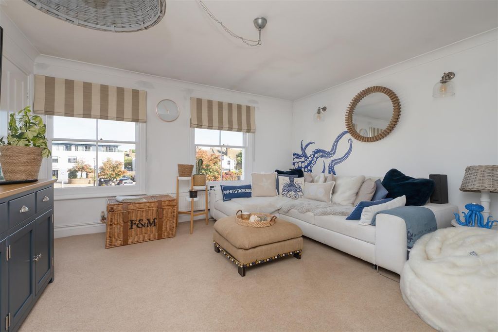 Property photo 2 of 12 Victoria Street, Harbour Mews, Whitstable