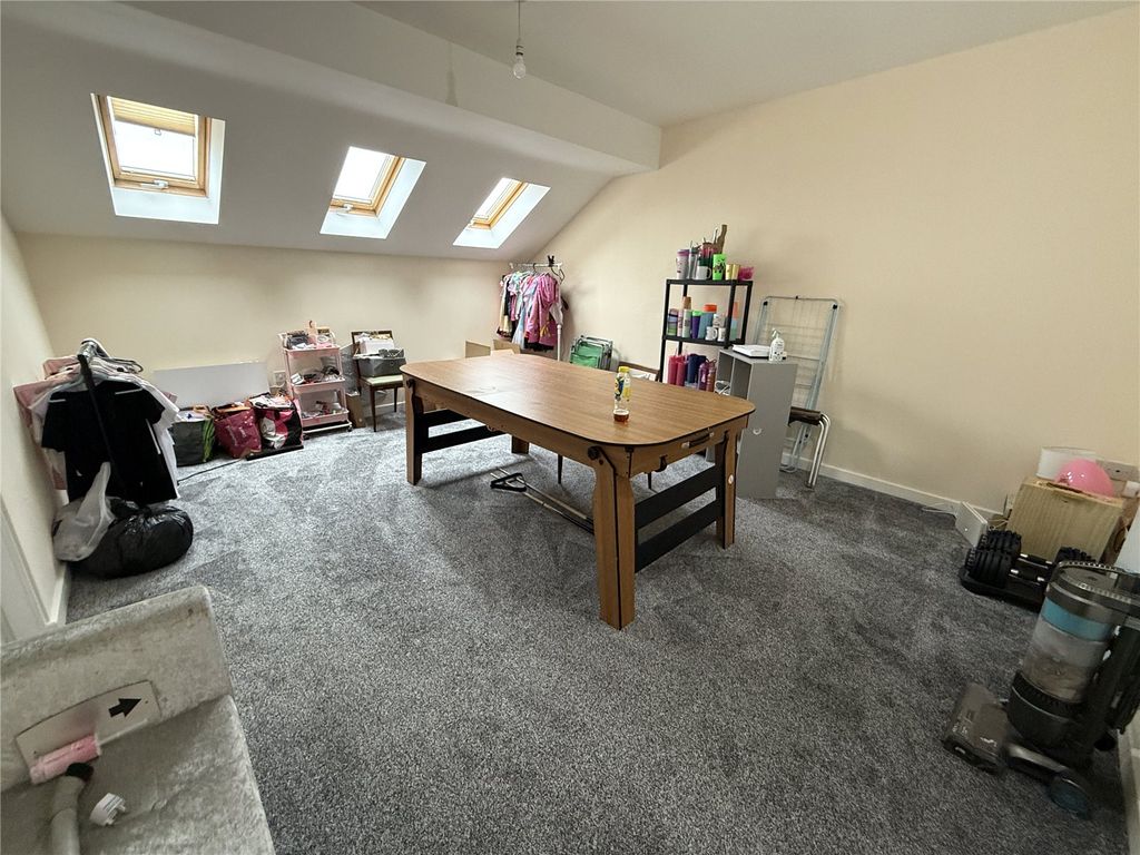 Property photo 3 of 9 Picture No. 07