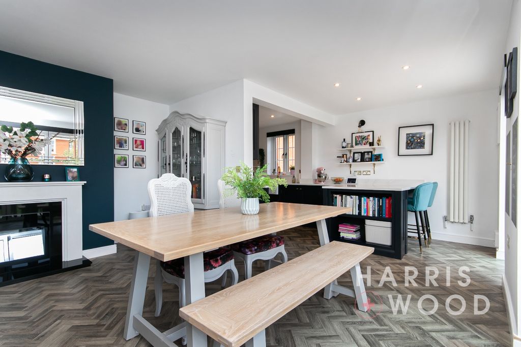 Property photo 3 of 30 4609444