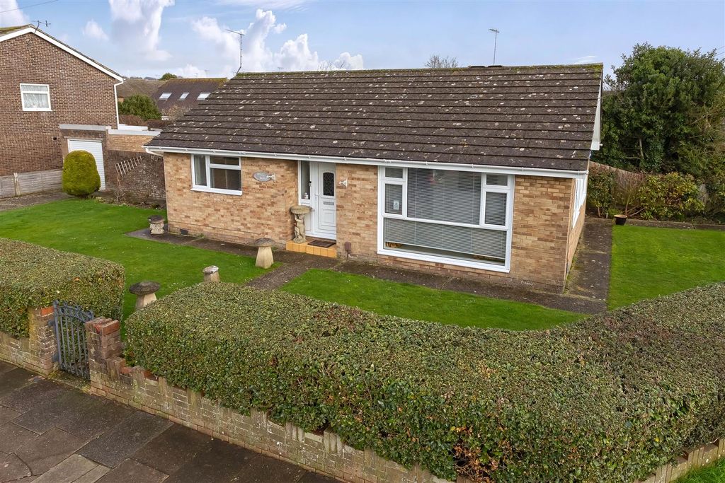 Property photo 1 of 14 White Gables_17.Jpg