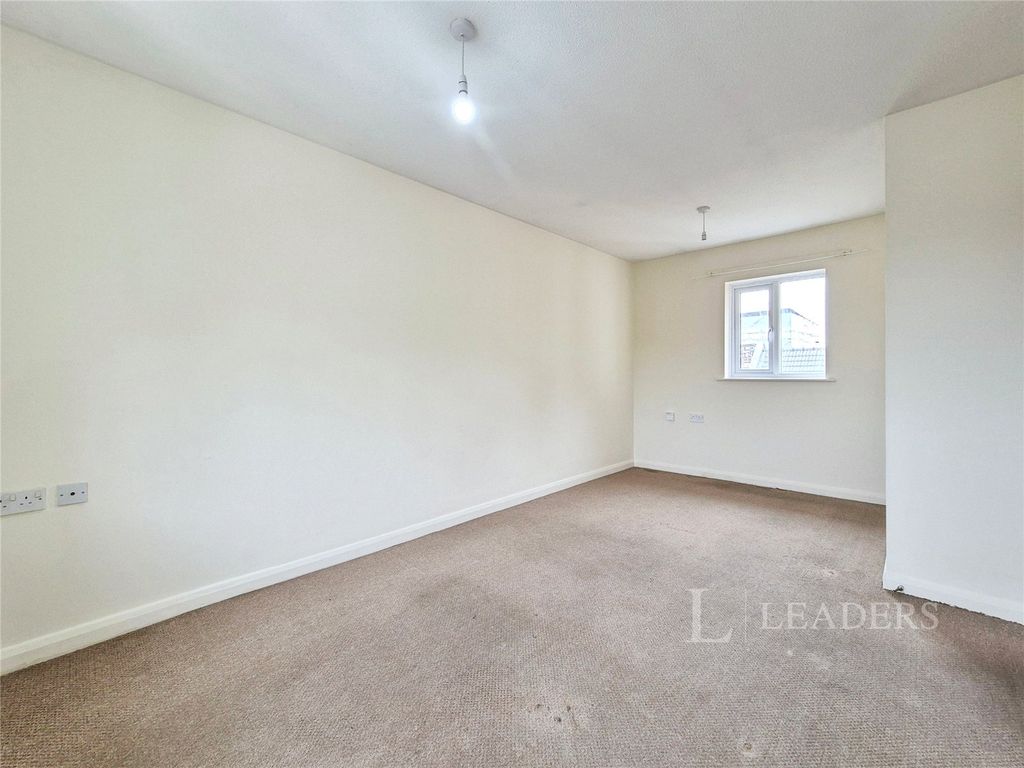 Property photo 3 of 10 Picture No. 07
