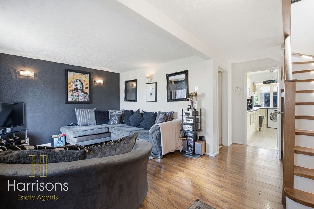 Property photo 3 of 34 5308334