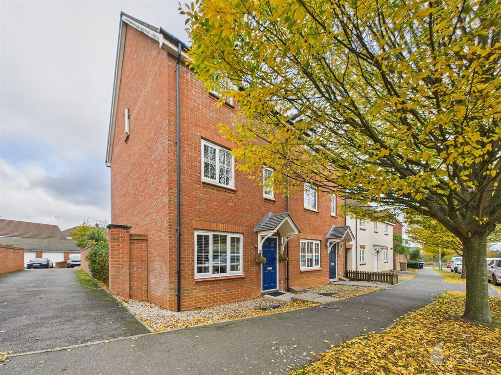 Property photo 1 of 19 Cam02365G0-Pr0382-Still028.Jpg